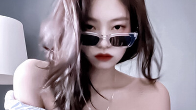Jennie透露2025新专辑历经11个月打磨，诚意满满引期待